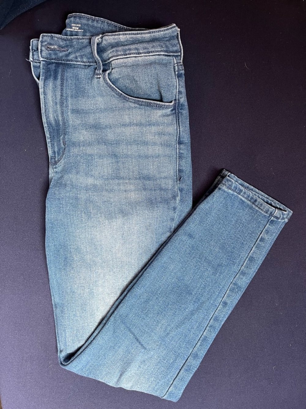 Woman’s 8 short Skinny Jeans